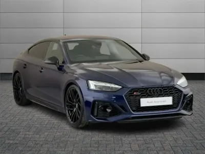 Begagnad Audi RS5 Design 450 HK (330 kW) 2021 Blå Sportkupé