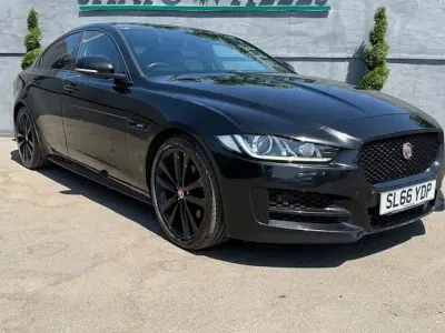 Käytetty Jaguar XE