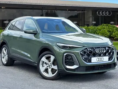 New Audi Q5 S-Line 204 HP (150 kW) 2026 Green SUV