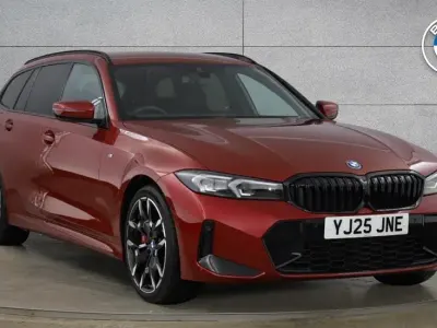 Used BMW 330e M Sport 288 HP (211 kW) 2025 Red Estate