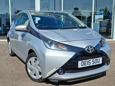 Used Toyota Aygo X-play 69 HP (50 kW) 2015 Silver Hatchback