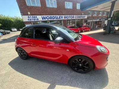 Used Vauxhall Adam Jam 70 HP (51 kW) 2013 Bright red Hatchback