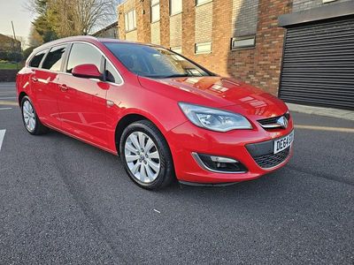 Used Vauxhall Astra Elite 2014 Red Estate