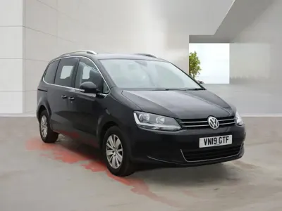 Usado VW Sharan SE 150 HP (110 kW) 2019 Preto Monovolume