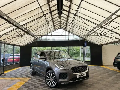 Używany Jaguar E-Pace R-Dynamic 2018 Szary SUV