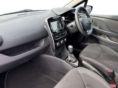 Used Renault Clio IV Iconic 75 HP (55 kW) 2019 Black Hatchback