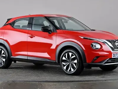 Used Nissan Juke Acenta 114 HP (83 kW) 2023 Red SUV