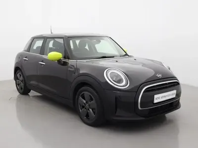 Used Mini Cooper Classic 134 HP (98 kW) 2022 Black Hatchback