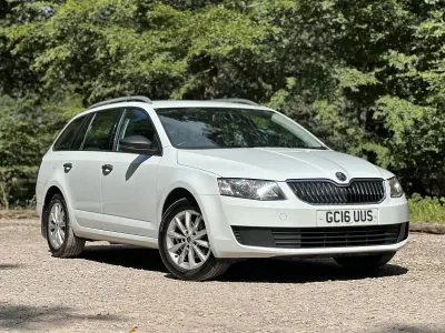Used Skoda Octavia 110 HP (80 kW) 2016 White Estate