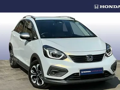 Used Honda Jazz Hybrid 109 HP (80 kW) 2021 Sunlight white Hatchback