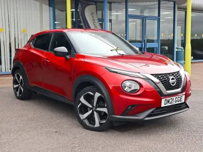 Used Nissan Juke Tekna 114 HP (83 kW) 2021 Red SUV