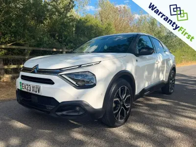 Used Citroën e-C4 Shine 100 kW (136 HP) 2023 White Hatchback