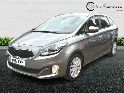 Used Kia Carens 139 HP (102 kW) 2016 Silver MPV