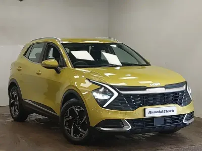 Usado Kia Sportage 2023 Amarelo SUV