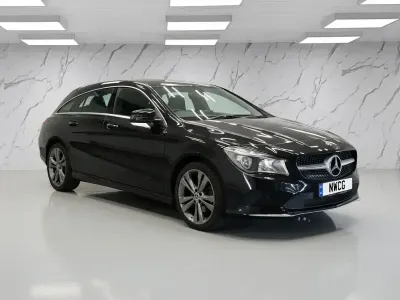 Used Mercedes CLA180 Shooting Brake 122 HP (89 kW) 2017 Black Estate