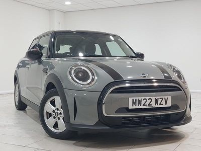 Begagnad Mini Cooper Classic 136 HK (100 kW) 2022 Grå Halvkombi