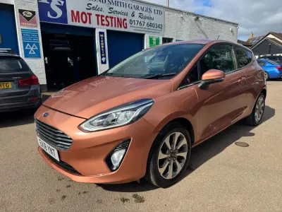 Used Ford Fiesta Zetec 83 HP (61 kW) 2018 Bronze Hatchback