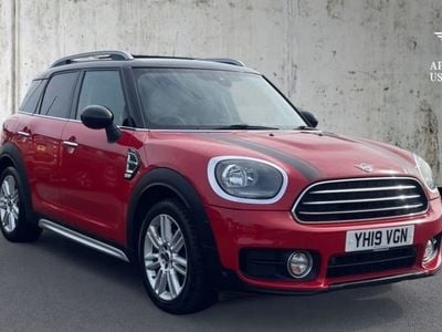 Used Mini Cooper D Countryman Exclusive 150 HP (110 kW) 2019 Chili red  SUV