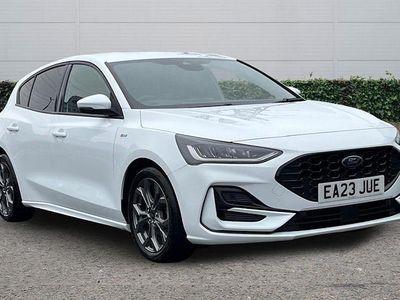 Used Ford Focus ST-Line 125 HP (91 kW) 2023 White Hatchback