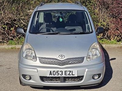 Used Toyota Yaris 2003 Silver Hatchback