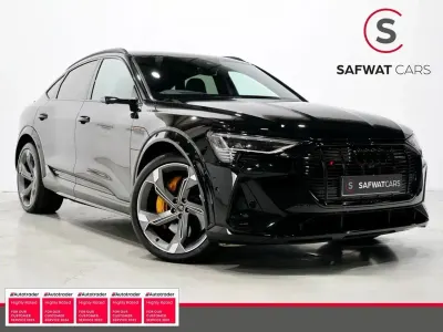 Usado Audi e-tron Comfort 369 kW (503 HP) 2023 Preto SUV