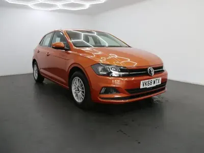 Used VW Polo SE 95 HP (69 kW) 2018 Orange Hatchback