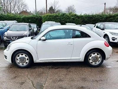 Used VW Beetle Design 105 HP (77 kW) 2015 White Hatchback