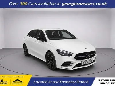 Usado Mercedes B250e AMG Line Premium 2022 Blanco Monovolumen