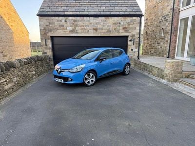 Used Renault Clio IV Dynamique 2015 Blue Hatchback