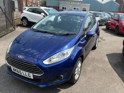 Used Ford Fiesta Zetec 82 HP (60 kW) 2015 Blue Hatchback