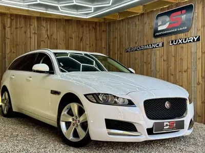Used Jaguar XF Sportbrake Portfolio 240 HP (176 kW) 2018 Estate