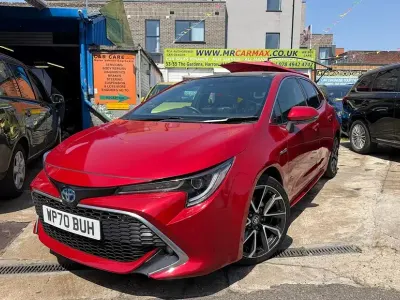 Used Toyota Corolla 184 HP (135 kW) 2021 Red Hatchback