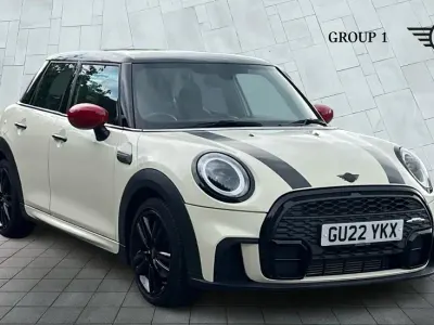 Used Mini Cooper Hatch 134 HP (98 kW) 2022 White Hatchback