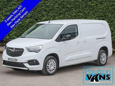 Used Vauxhall Combo 100 HP (73 kW) 2023 White MPV