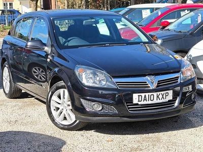 Used Vauxhall Astra 115 HP (84 kW) 2010 Black Hatchback