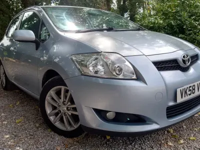 Used Toyota Auris 90 HP (66 kW) 2008 Blue Hatchback
