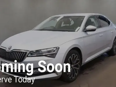 Begagnad Skoda Superb LAURIN & KLEMENT 200 HK (147 kW) 2023 Silver Halvkombi