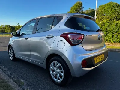 Used Hyundai i10 SE 2018 Silver Hatchback