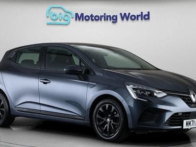 Używany Renault Clio V Iconic 90 KM (66 kW) 2022 Szary Hatchback