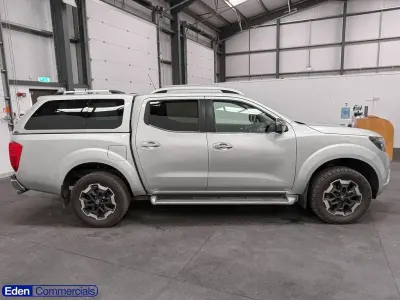Used Nissan Navara Tekna 190 HP (139 kW) 2021 Silver Pickup