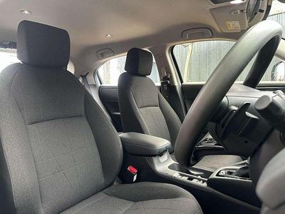 Used Honda HR-V Elegance 131 HP (96 kW) 2023 White SUV