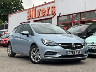 Used Vauxhall Astra 110 HP (80 kW) 2019 Silver Hatchback