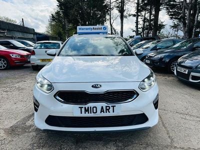 Used Kia Ceed 2019 White Hatchback