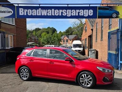 Red Used 2019 Hyundai i30 SE Hatchback | £5,990 (Fair price)