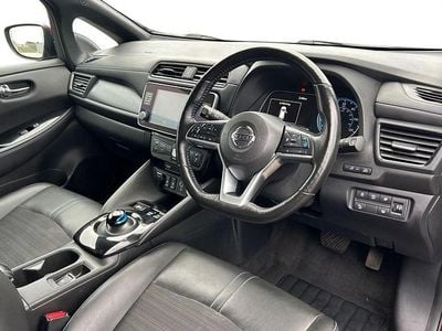 Used Nissan Leaf N-TEC 160 kW (218 HP) 2020 Red Hatchback