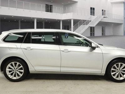 Reflex silver Used 2017 VW Passat Business Estate | £9,975 (Good price)