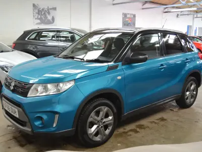 Käytetty Suzuki Vitara SZ-T 120 HP (88 kW) 2016 Turkoosi Katumaasturi