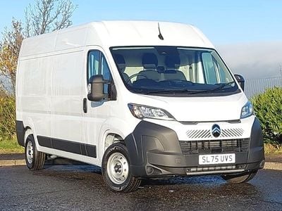 White New 2025 Citroën Relay Van | £23,498 (Fair price)