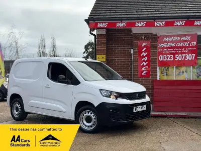 Used Peugeot Partner Premium 2021 White MPV