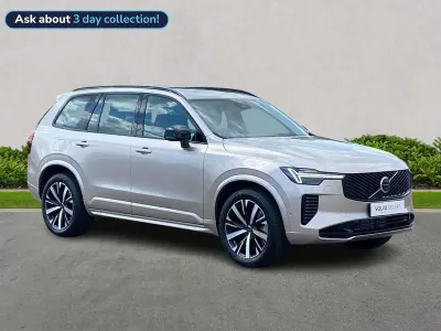 Usado Volvo XC90 Plus 455 HP (334 kW) 2025 Dourado SUV